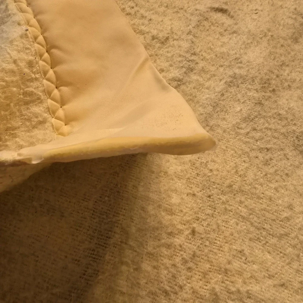 Vintage Electric Heated Blanket YELLOW Twin Size Satin Edge *DOES NOT HAVE PLUG
